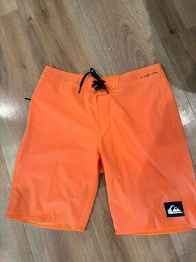 Quiksilver Men Original Highline Kaimana 20" Board Shorts Swim trunks Size 29